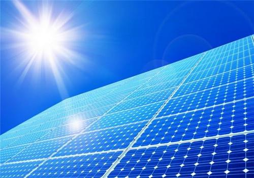 很多商家也将眼光与精力放在了太阳能产品的研发上,亨通阳光作为行业